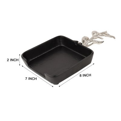Leafy tissue holder in Black Silver image