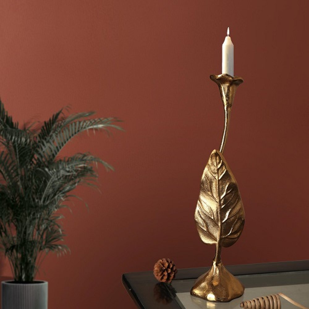  Jules Leaf Candle Holder Medium Gold image