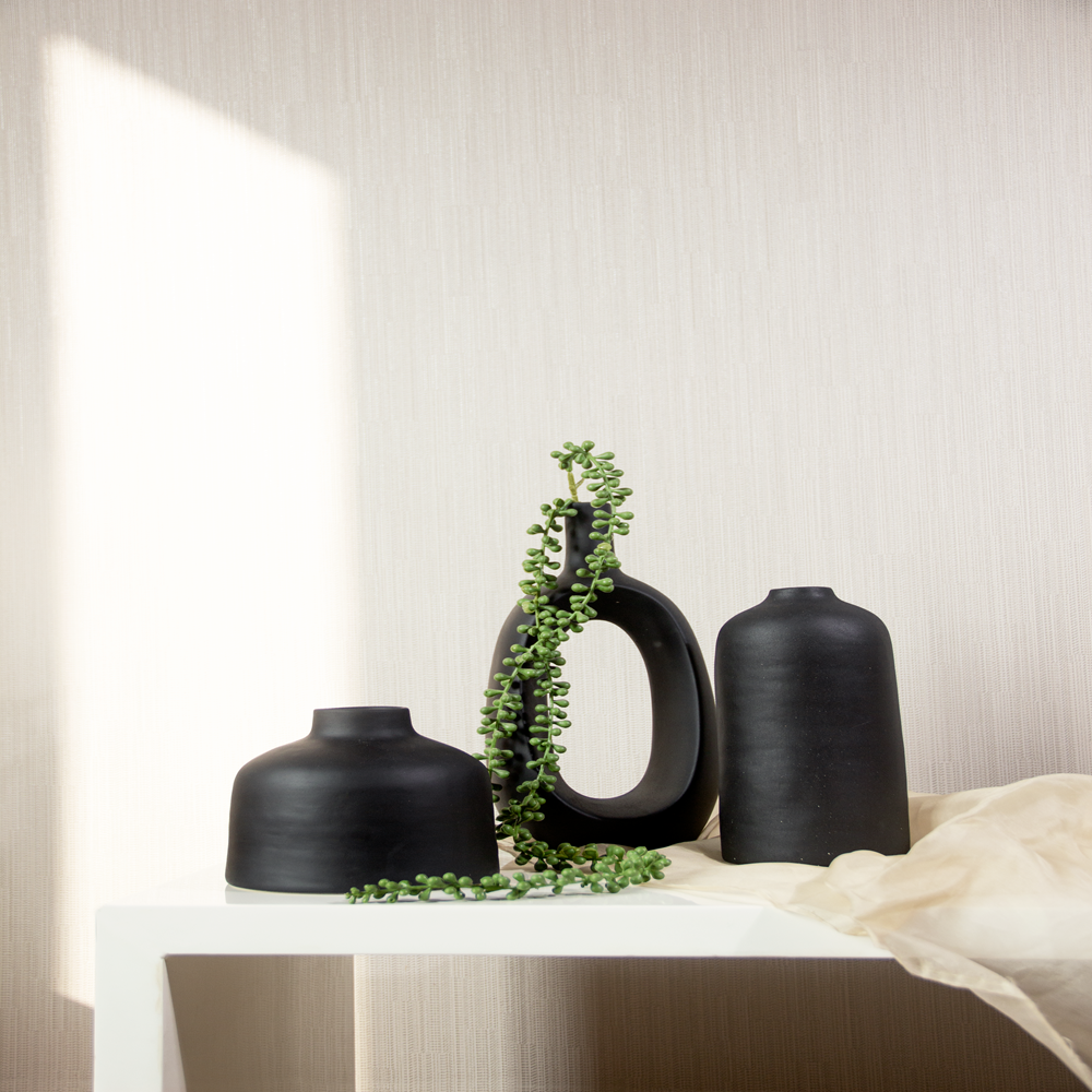 Black Gang Vase Set image