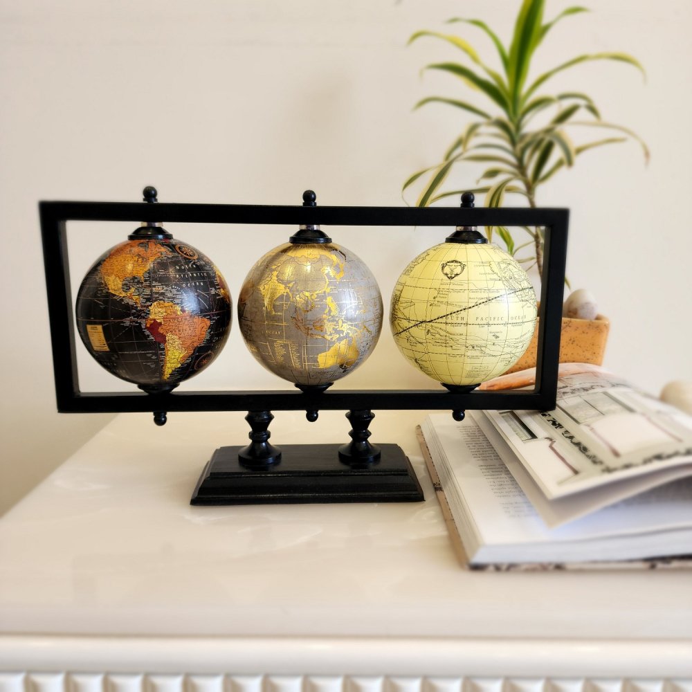 Zambia Laminated Set of 3 Globe image
