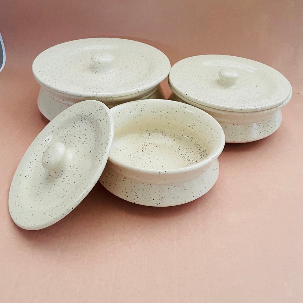 The White Casserole Set image